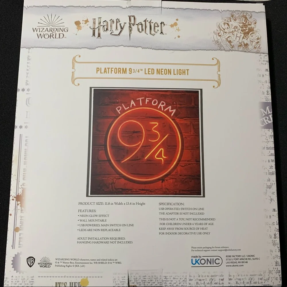 NEW Hogwarts Harry Potter LED light Platform 9 3/4